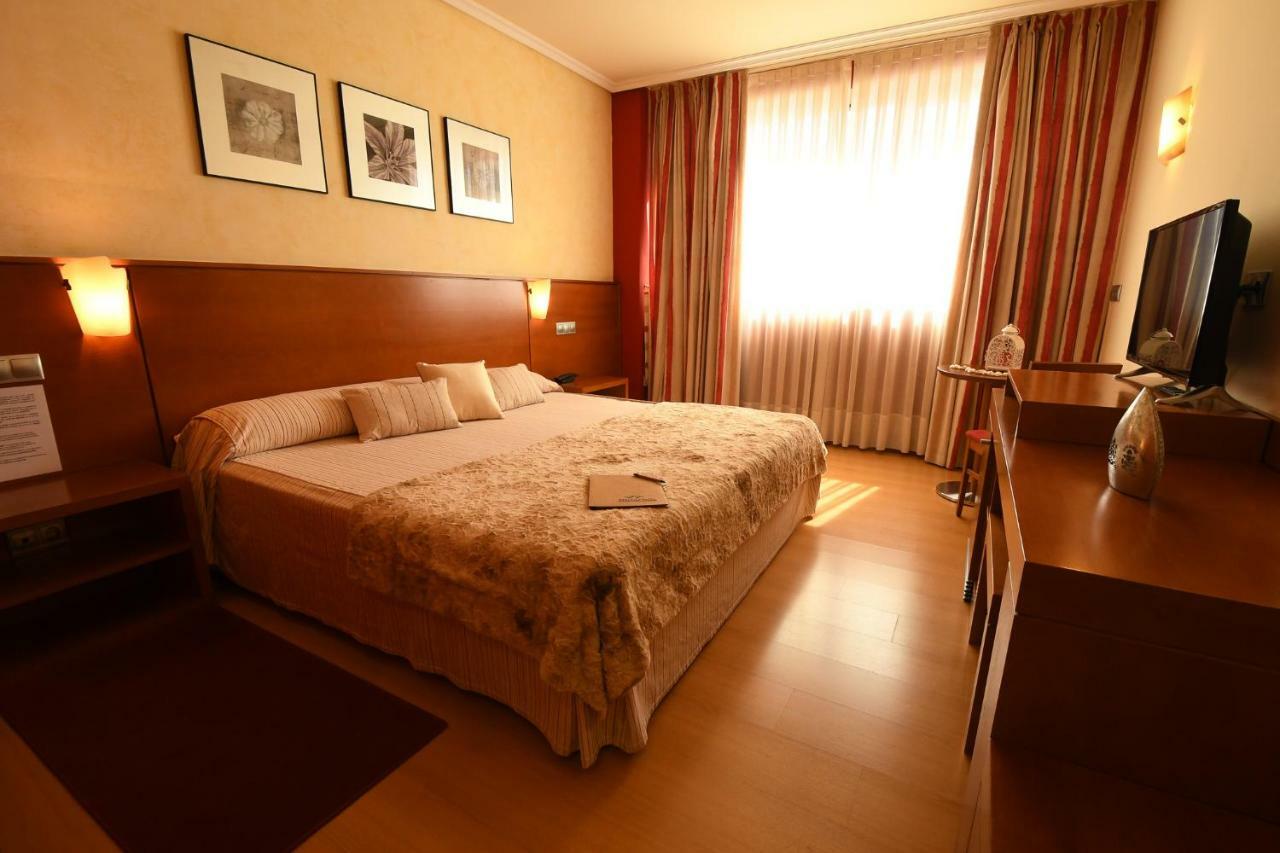 Hotel Miravalle Ourense Exterior foto